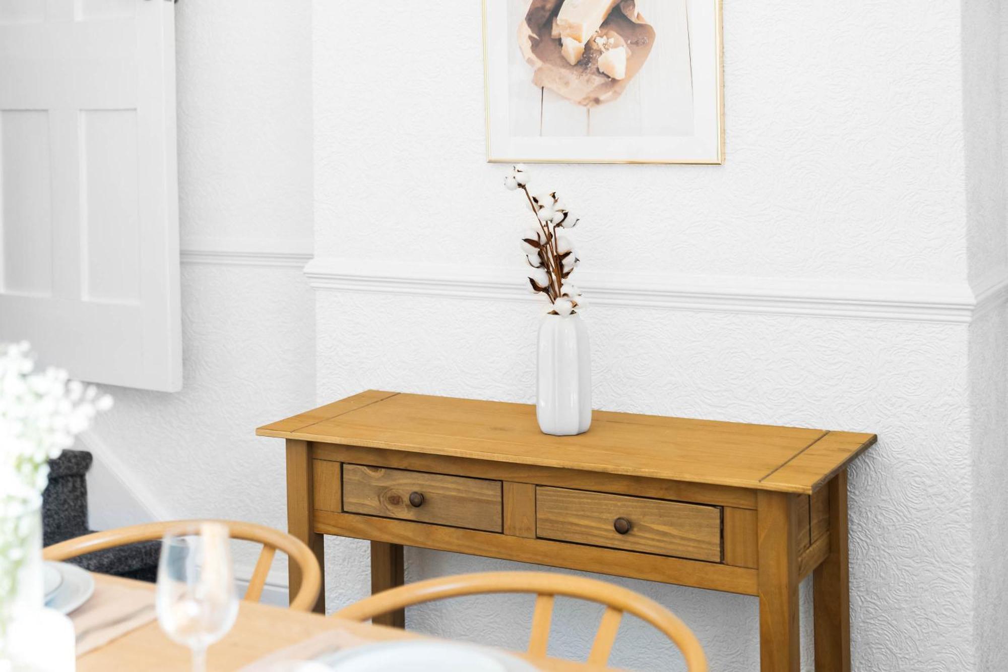 Stylish 3 Bedroom House - 6 Guests - Garden - Parking - Netflix - Wifi - 17M Birmingham Eksteriør billede